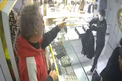 Bahçelievler'de silahlı soygun: 3 milyonluk liralık altın çalındı